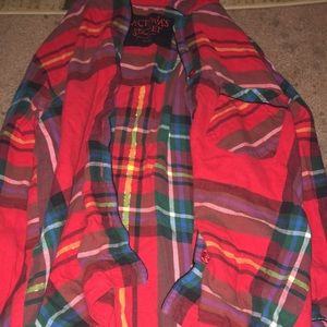 Long sleeve button shirt!